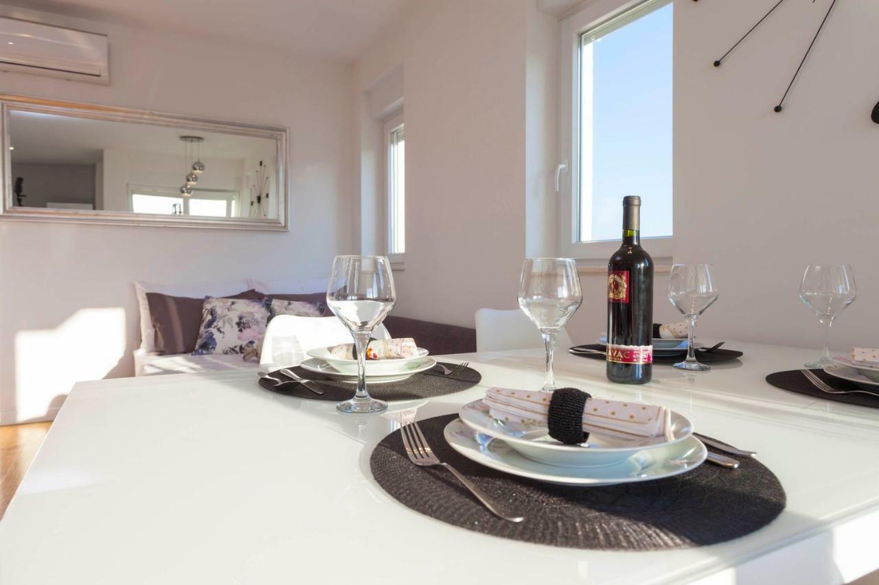 Apartment Frane